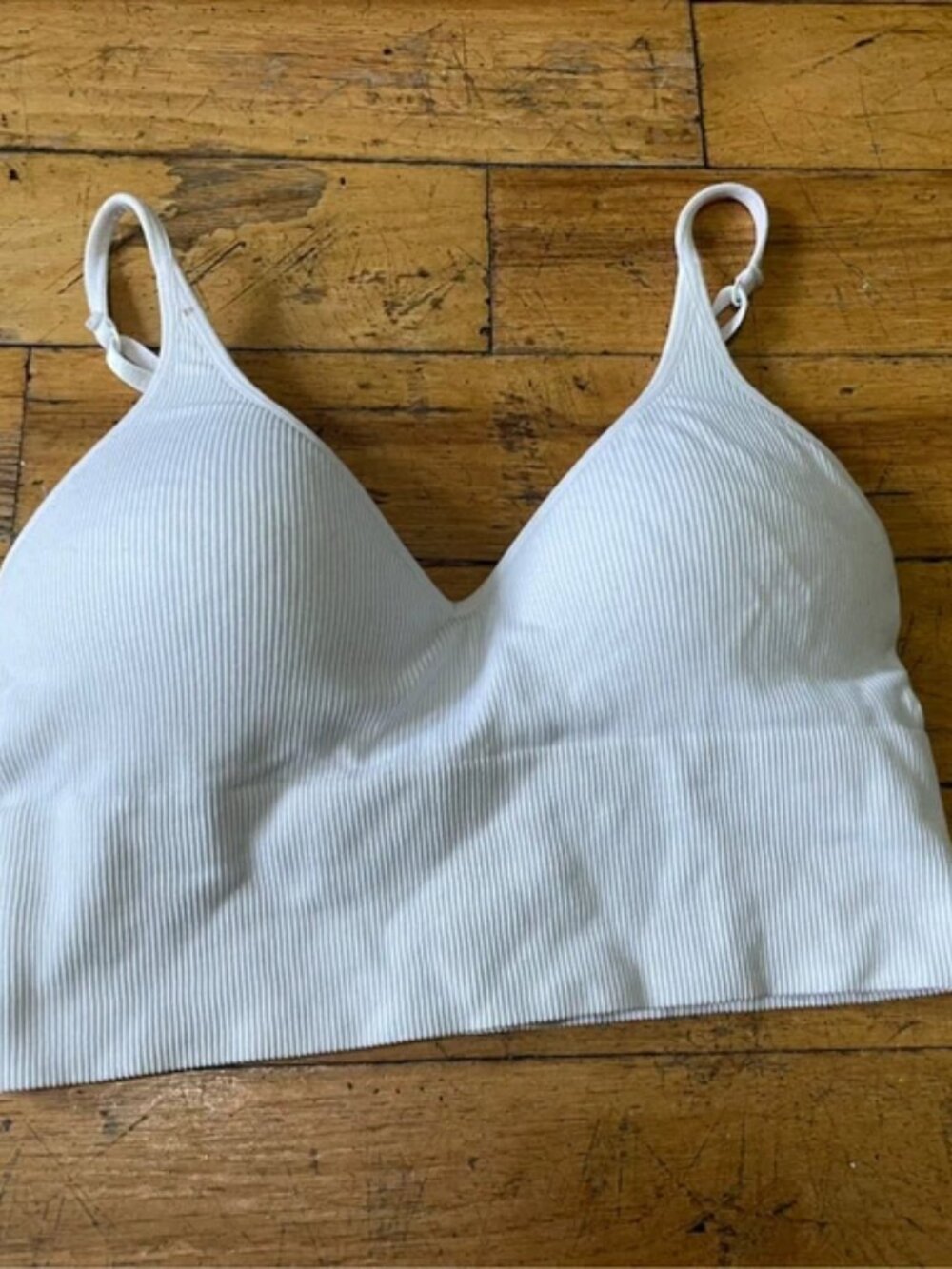 ANWND Seamless Deep V Crop Bralette